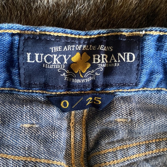 Lucky Brand Riley Cut Off - Picture 3 of 4